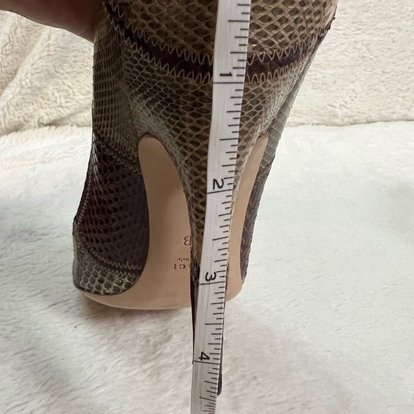 GUCCI Python Printed Pumps 💗 - Picture 10 of 12